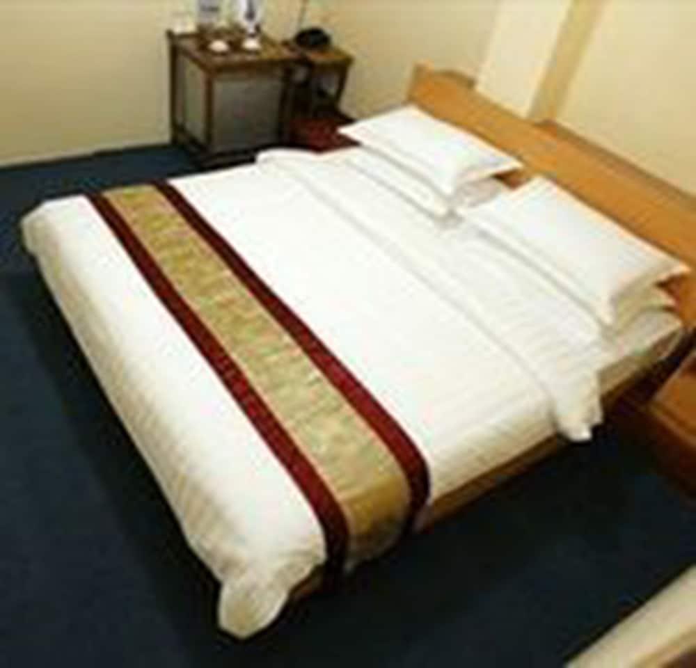 Vacation Hotel Rangoon Buitenkant foto