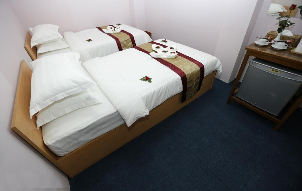 Vacation Hotel Rangoon Buitenkant foto